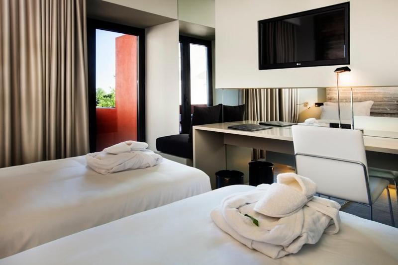 Vitoria Stone Hotel Evora Phòng bức ảnh